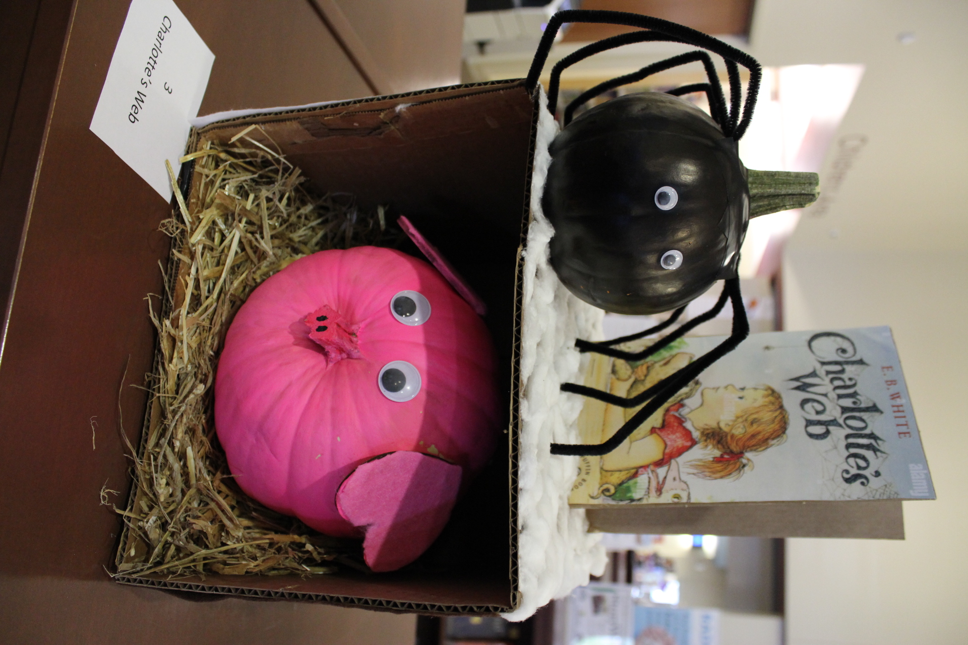 Pumpkins decorated as "Charlotte's Web"