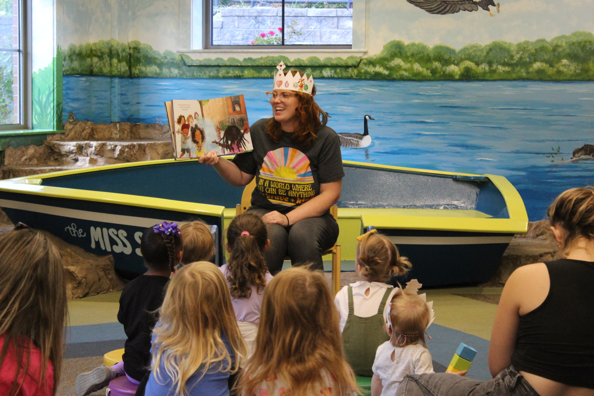 Children's librarian Atlanta reading to toddlers